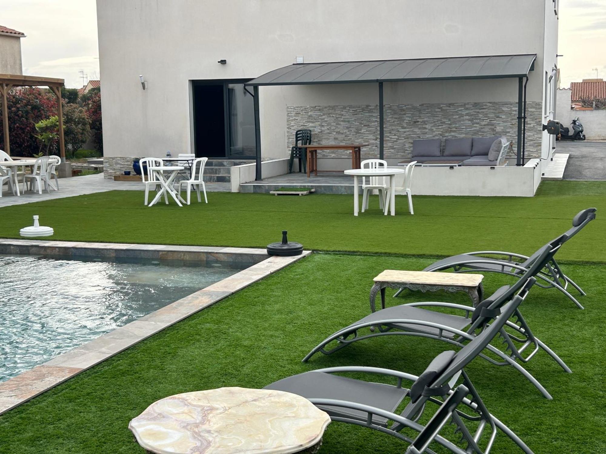 Grande Villa Avec Piscine Bompas  Eksteriør bilde