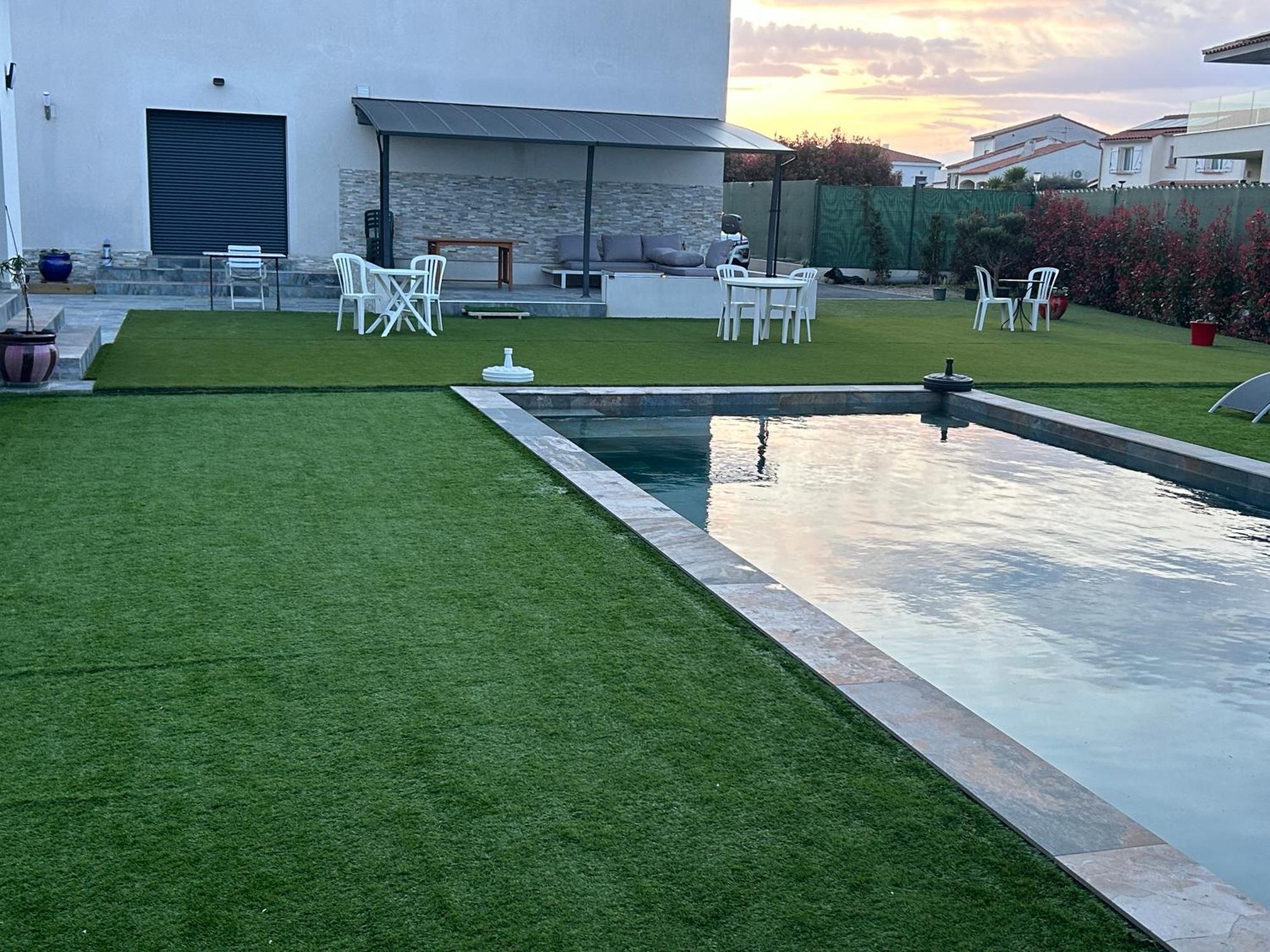 Grande Villa Avec Piscine Bompas  Eksteriør bilde